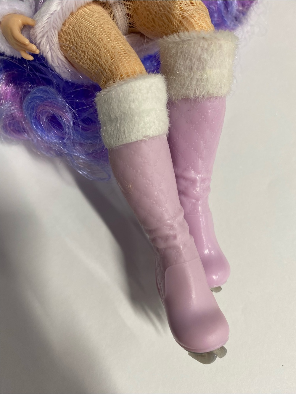 Rainbow High Violet Willow Set - Picture 5 of 8